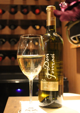 bar caffe APERITIVO（アペリティーボ） ワイン